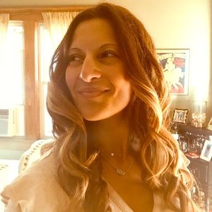 Meet your Posher, Deanna